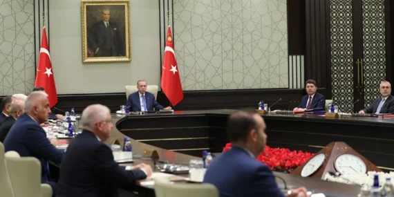 Kabine yoğun gündemle toplanıyor haberi