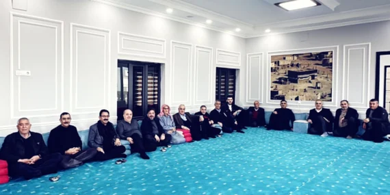 Kadim Aşiretler Federasyonu yer sofrasında toplandı haberi