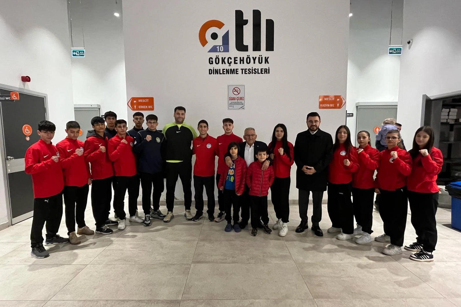 Kayseri Büyükşehir'den Spor AŞ sporcularına tebrik haberi