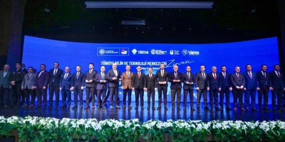 Kayseri Büyükşehir'in Bilim Üssü'ne 'emek' ödülü haberi