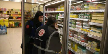Kocaeli Çayırova’da marketlere sıkı denetim haberi