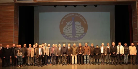 Kocaeli Gebze’de Trabzon’un kurtuluşu kutlandı haberi