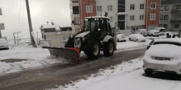 Kocaeli İzmit Belediyesi karla mücadelede seferberlik başlattı haberi