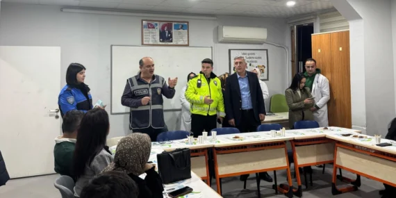 Kocaeli'de Çayırovalı veliler bilinçleniyor haberi