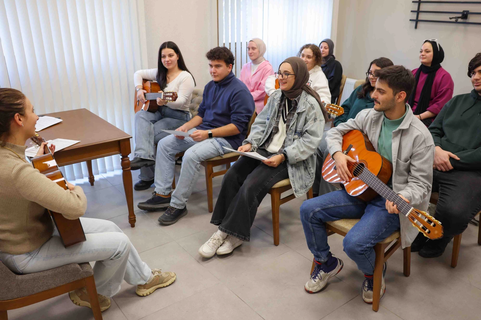 Kocaeli'de Halkevi 'nde eğitimler başladı haberi