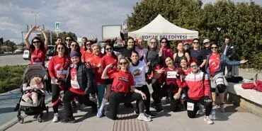 Konak’ta ‘Sevdiğine Koş’ ile her adım sevgiye atıldı haberi