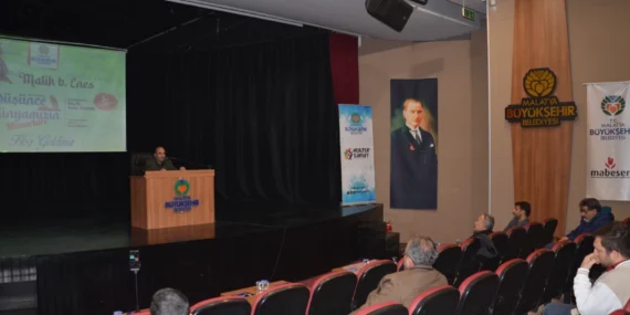 Konferansta Malik Bin Enes anlatıldı haberi