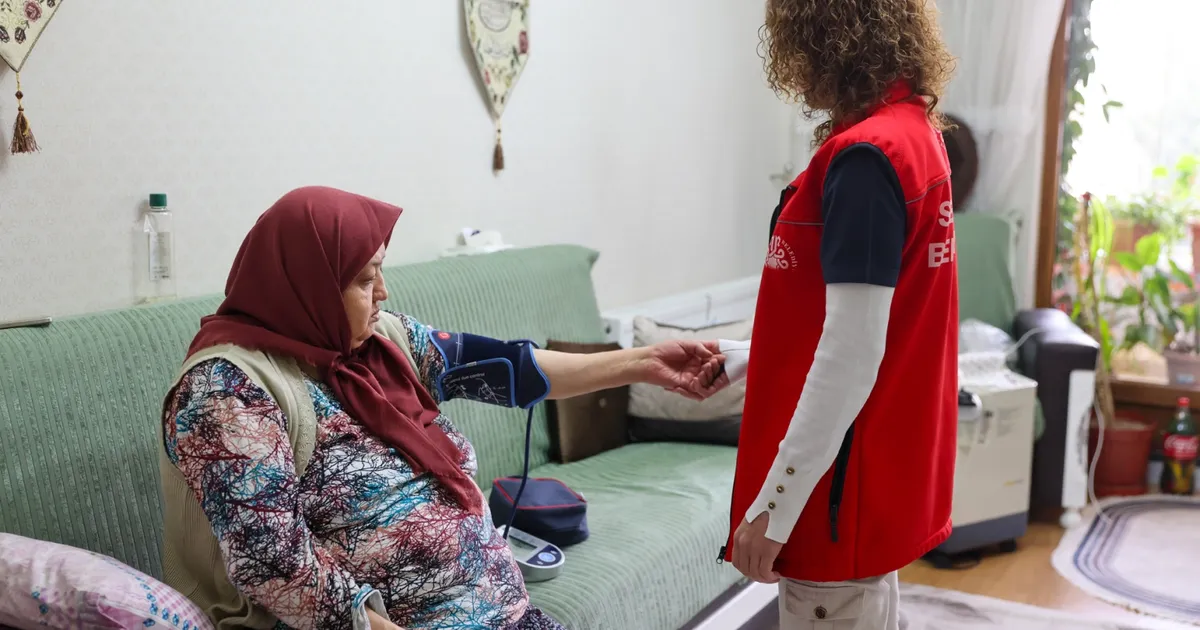 Konya Selçuklu'da evde bakım yüzleri güldürüyor haberi