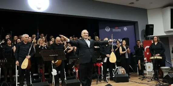 Korolar kulakların pasını sildi haberi