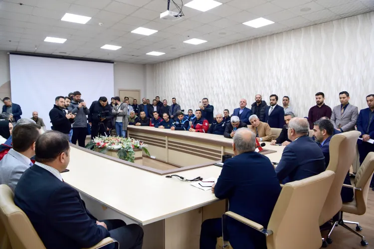 Malatya Büyükşehir'de en düşük maaş 46 bin TL oldu haberi