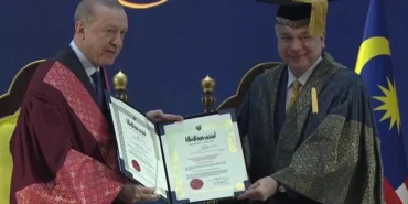 Malezya'dan Cumhurbaşkanı Erdoğan'a fahri doktora beratı haberi