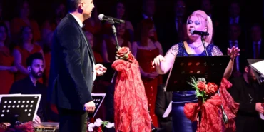 Manisa'da şarkılar sevgiyle söylenecek haberi