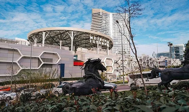 Metropol İstanbul'da alışverişten iftara, her anı dolu dolu yaşayın haberi