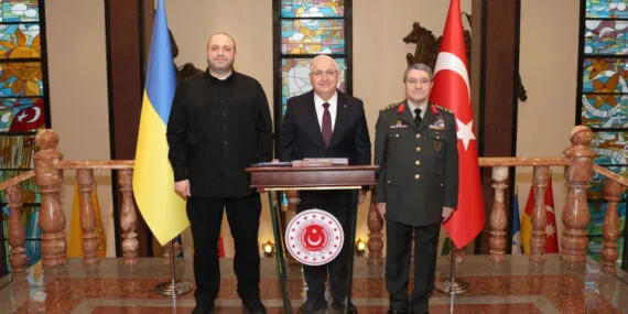 Milli Savunma Bakanı Güler, Ukraynalı mevkidaşı Umerov ile görüştü haberi
