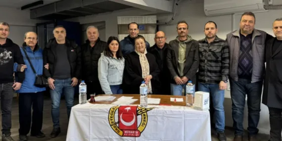 Mudanya Gazeteciler Derneği'nde nöbet değişimi haberi