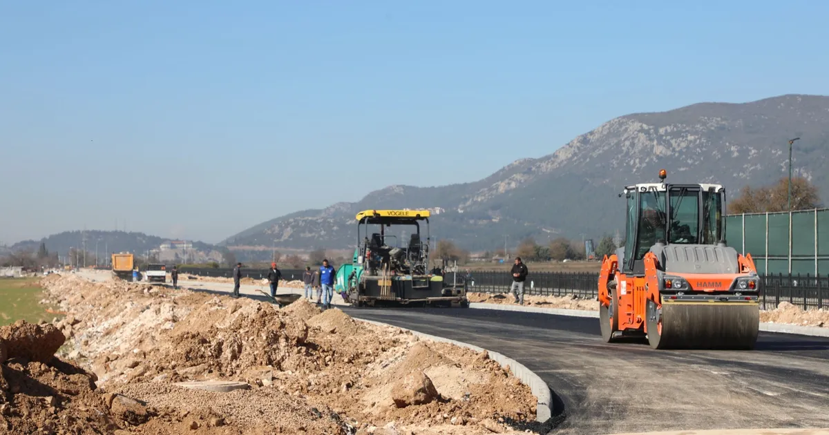 Muğla'da AVM bağlantı yolunda son rötuşlar haberi