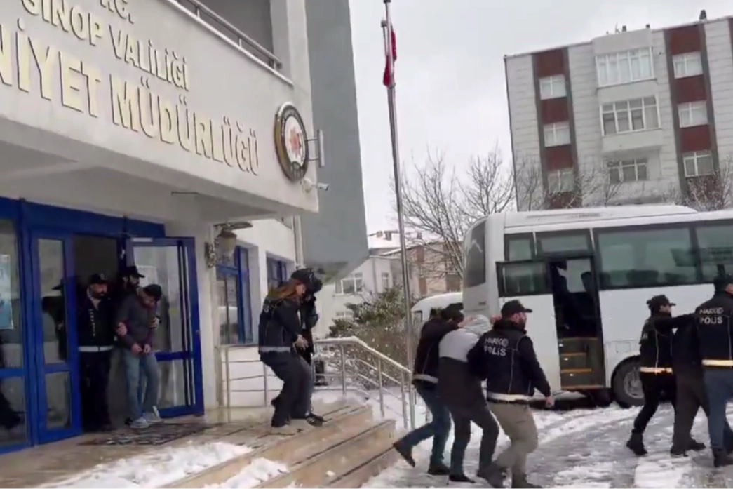 Organize suç örgütleri 'Hücre'lerinde dağıtılıyor! haberi