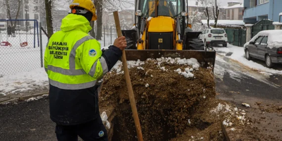 SASKİ ekipleri hız kesmeden çalışıyor haberi