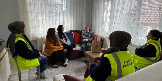 Sakarya Büyükşehir depremzedeleri unutmadı haberi