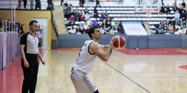 Sakarya Büyükşehir’in dev adamları seyircisi önünde kazandı haberi