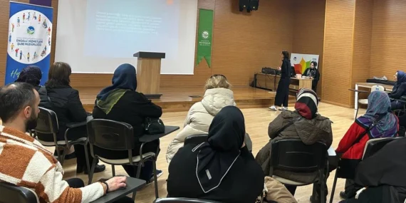 Sakarya SGM’de özel bireylerde ergenlik süreci anlatıldı haberi