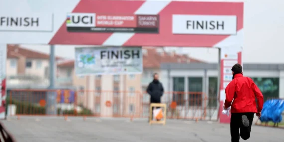 Sakarya’da Ayçiçek Bisiklet Vadisi’nde spor şöleni haberi