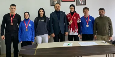 Sakarya’nın şampiyonları Enes Zengin’e misafir oldu haberi