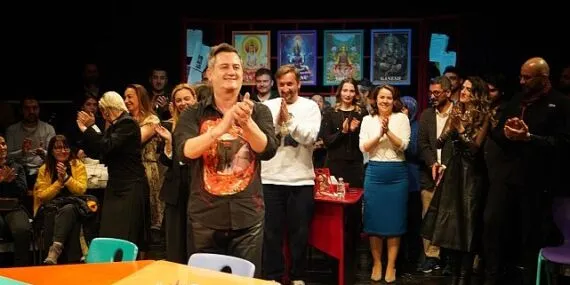 Şehir Tiyatroları’nın Yeni Oyunu “Gidion’un Düğümü” Seyirciyle Buluştu haberi