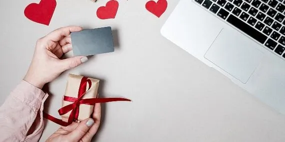 Sevgililer Günü'nde Karşılaşılan En Yaygın Dolandırıcılık Yöntemleri haberi