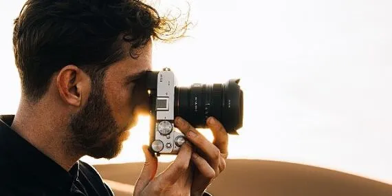 Sony Geniş Diyafram Açıklığına Sahip Etkileyici Prime Lensi Ultra Geniş FE 16mm F1.8 G’yi Piyasaya Sürüyor haberi