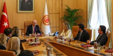 TBMM Başkanı Kurtulmuş Antalyalıları kabul etti haberi