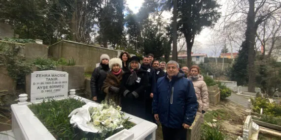 TEV bağışçısı usta sanatçı sahnede anıldı haberi