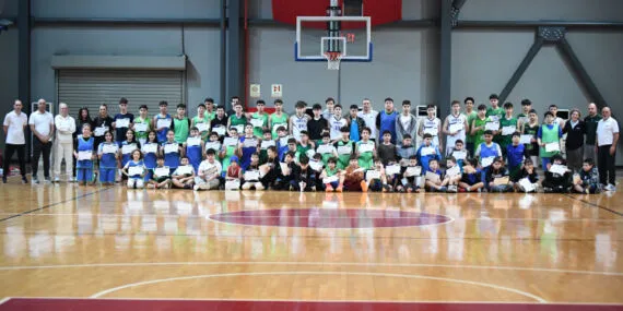 TOFAŞ Spor Okulları Bursa'da bir araya geldi haberi
