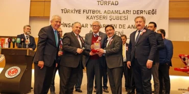 TÜRFAD Kayseri'den Başkan Mustafa Yalçın'a ödül haberi