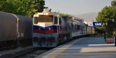 Tahran-Van arası ilk sefer 9 Mart'ta... Biletler 25 Şubat'ta satışa çıkıyor haberi