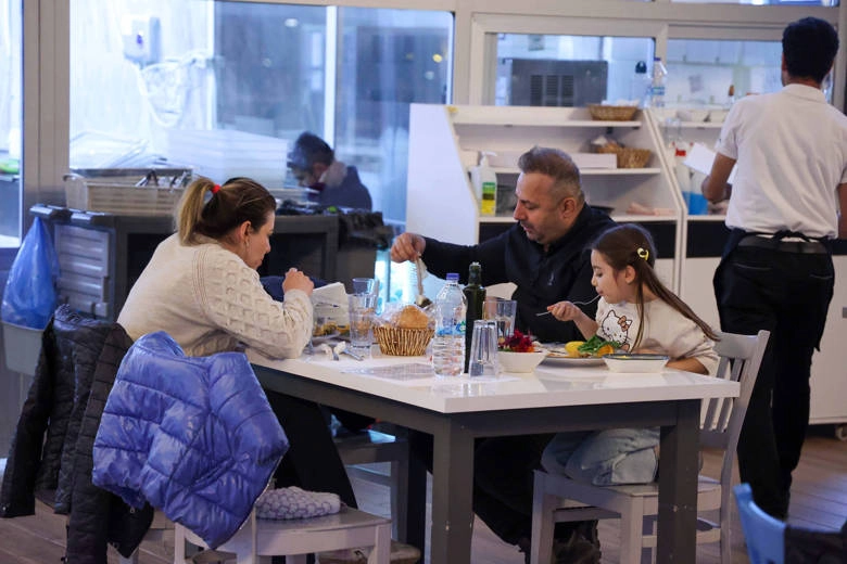 Taze ve ekonomik balığın adresi Düden Balık Çarşısı haberi