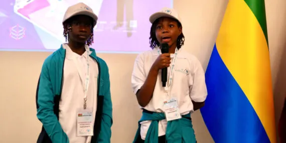 Türk sevdalısı gençler hünerlerini sergiledi haberi