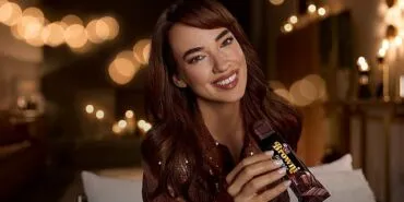 Ünlü Oyuncu Seda Bakan, Eti Brownie Intense’in Yeni Reklam Yüzü Oldu haberi