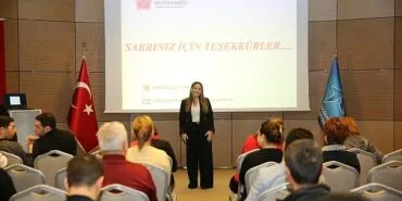 Uzmanlar Uyardı: Fazla Tuz Tüketimi Vertigo Riskini Artırıyor haberi