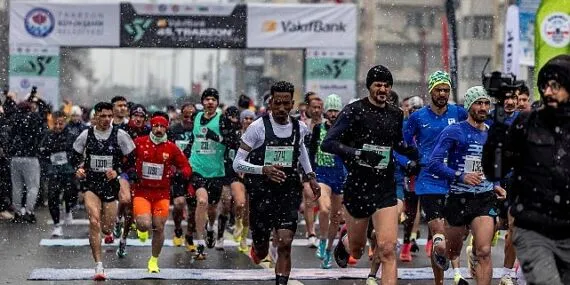VakıfBank 45.Uluslararası Trabzon Yarı Maratonu Koşuldu haberi