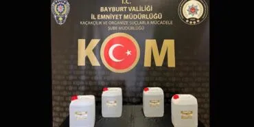Bayburt'ta Sahte Alkol Operasyonu: 20 Litre Etil Alkol Ele Geçirildi Haberi