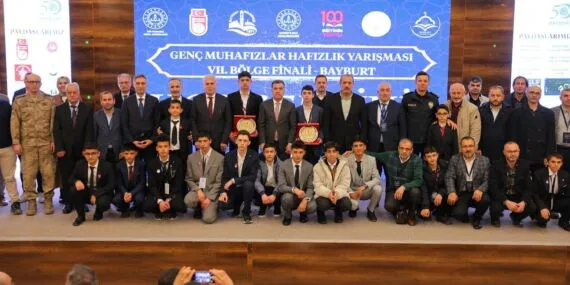 Genç Muhafızlar Hafızlık Yarışması 7. Bölge Finali Bayburt’ta Yapıldı! Haberi