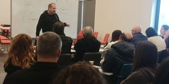 "Temel Dramaturji ve Tiyatro Oyunu Yazma" eğitimi sürüyor haberi