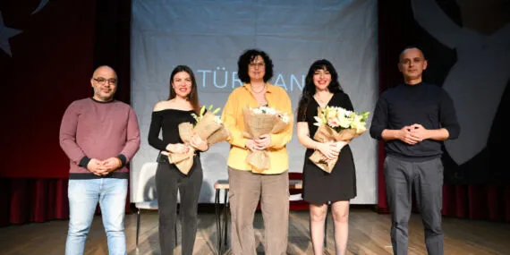 'Türkland' İzmir Bornova’da sahnelendi haberi