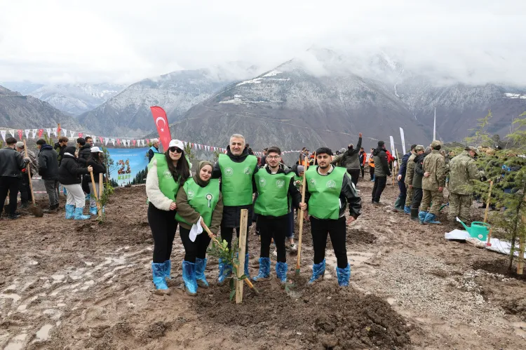 AÇÜ'lü Sınıf Öğretmenliği öğrencilerinden geleceğe nefes haberi