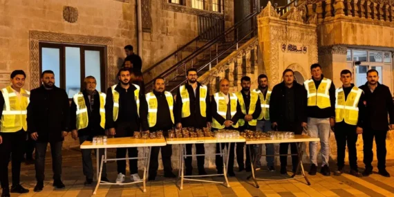 AK Parti Mardin’de Ramazan Ayını birlik ve beraberlik içinde geçiriyor haberi
