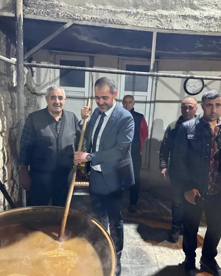 AK Parti'den Mardin Artuklu'da maneviyat dolu ziyaret haberi