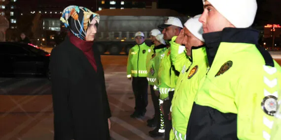 Afyonkarahsiar Valisi Yiğitbaşı'ndan Bölge Trafik Denetleme'ye yerinde ziyaret haberi