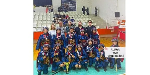 Aliağa'nın Genç Oyunları Ekibi İzmir ilk Oldu haberi