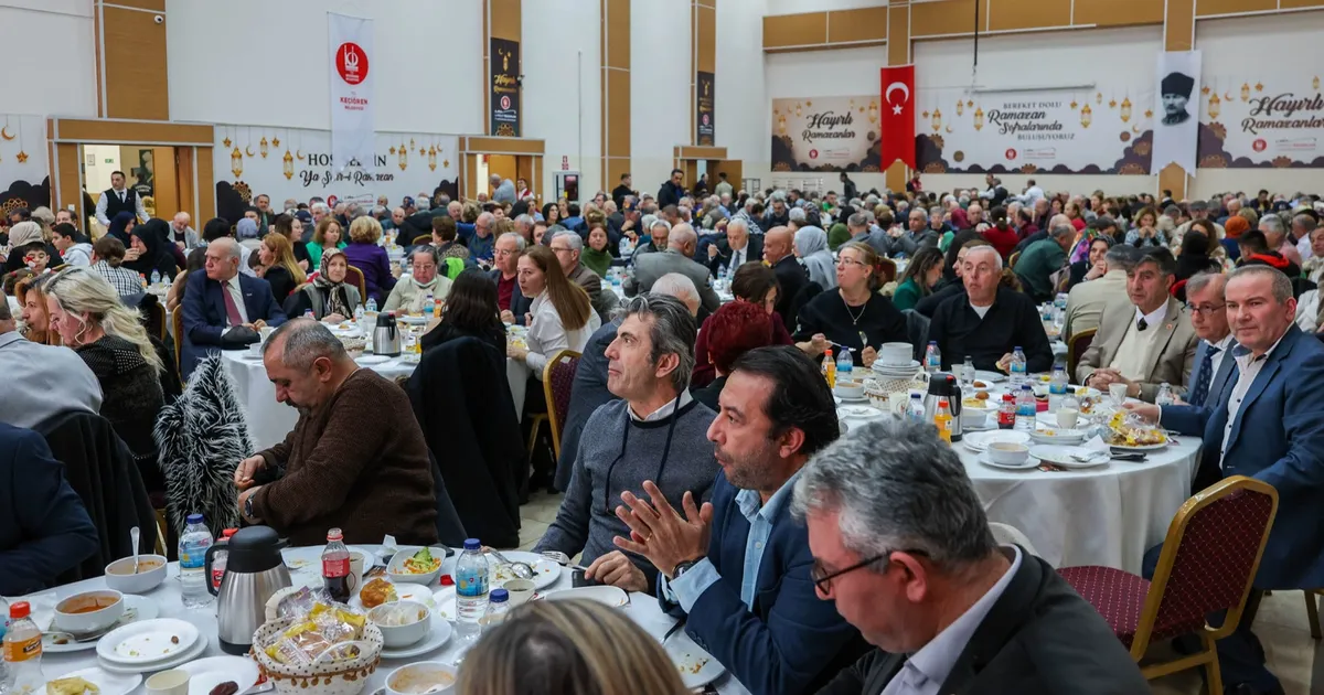Ankara'da şehit aileleri ve gaziler onuruna iftar programı düzenlendi haberi